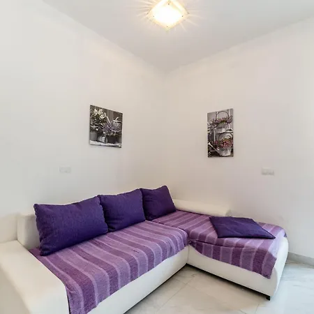 Grbic 3 By Interhome *