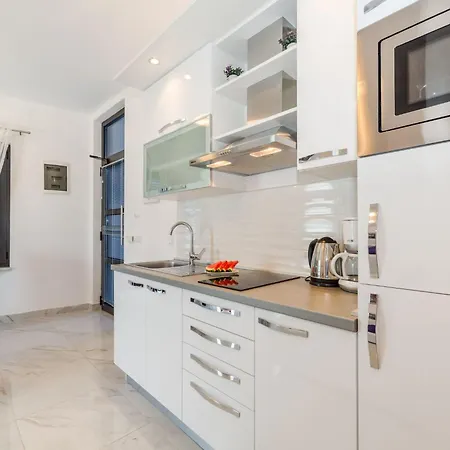 Grbic 3 By Interhome