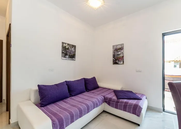 Grbic 3 By Interhome *