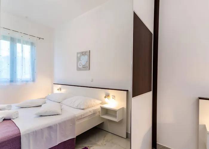 Grbic 3 By Interhome 普利拉卡