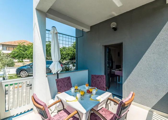 Grbic 3 By Interhome *