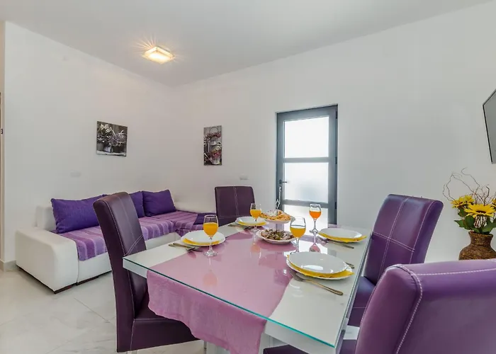 Grbic 3 By Interhome Апартаменты *